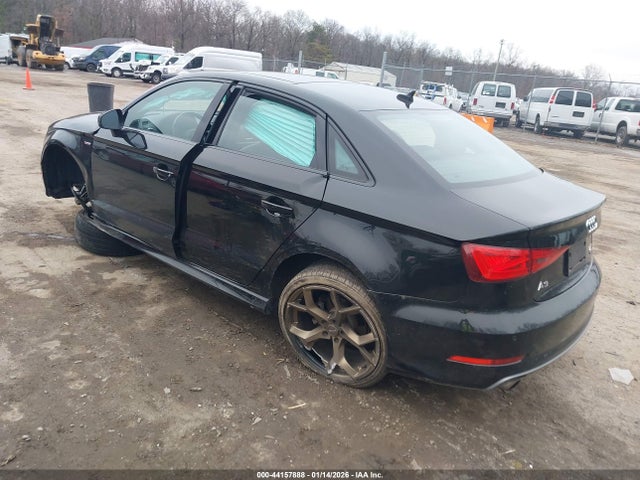 2016 AUDI A3 WAUB8GFF0G1092458 Photo 2