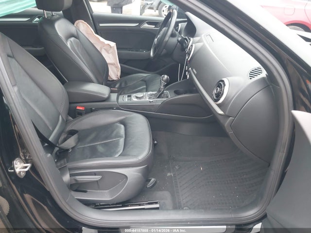 2016 AUDI A3 WAUB8GFF0G1092458 Photo 4