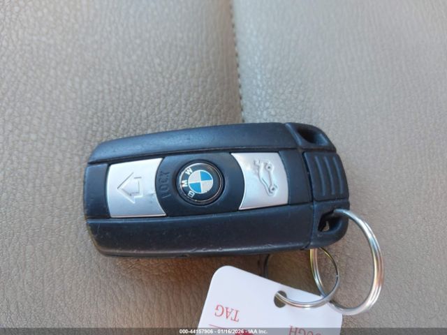 2014 BMW X1 WBAVL1C55EVR92668 Photo 10