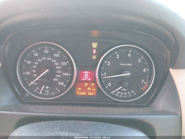 2014 BMW X1 WBAVL1C55EVR92668 Photo 6