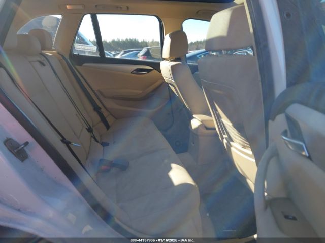 2014 BMW X1 WBAVL1C55EVR92668 Photo 7