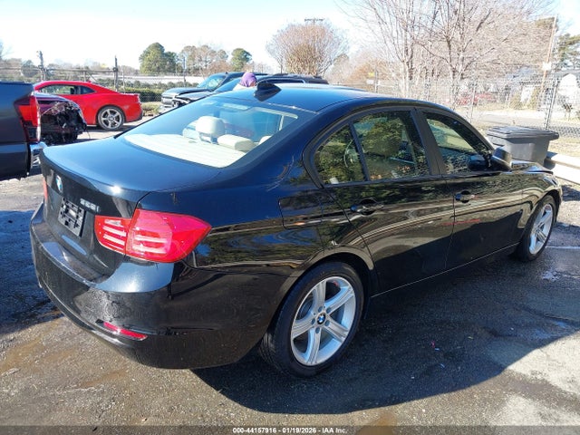 2013 Bmw 328i მანქანა იყიდება აუქციონზე, vin: WBA3A5C54DF358149, აუქციონის ნომერი: 44157916