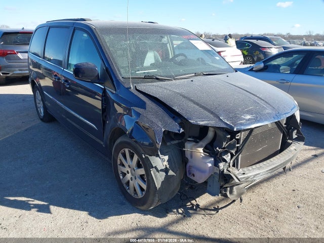 Продаж на аукціоні авто 2015 Chrysler Town & Country Touring, vin: 2C4RC1BG9FR563058, номер лоту: 44157955