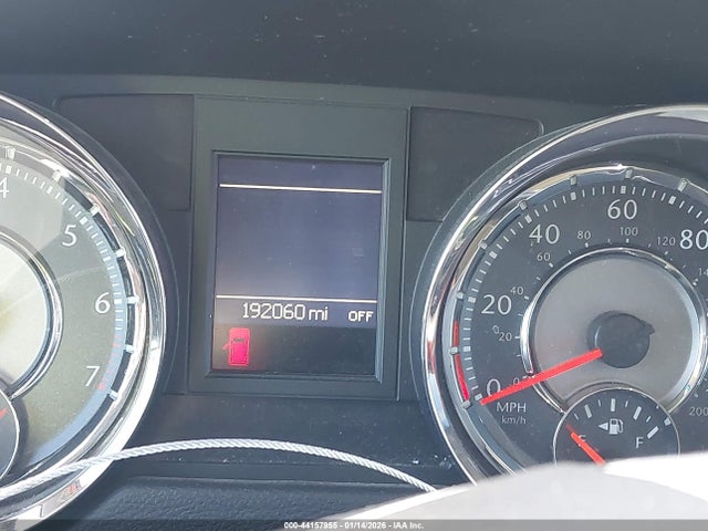 2015 Chrysler Town & Country Touring მანქანა იყიდება აუქციონზე, vin: 2C4RC1BG9FR563058, აუქციონის ნომერი: 44157955