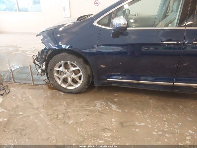 Продажа на аукционе авто 2020 Chrysler Pacifica Limited, vin: 2C4RC1GG3LR102846, номер лота: 44157989