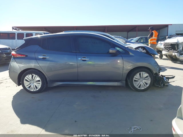 1N4AZ1BV7NC562921 Nissan Leaf S 40 Kwh