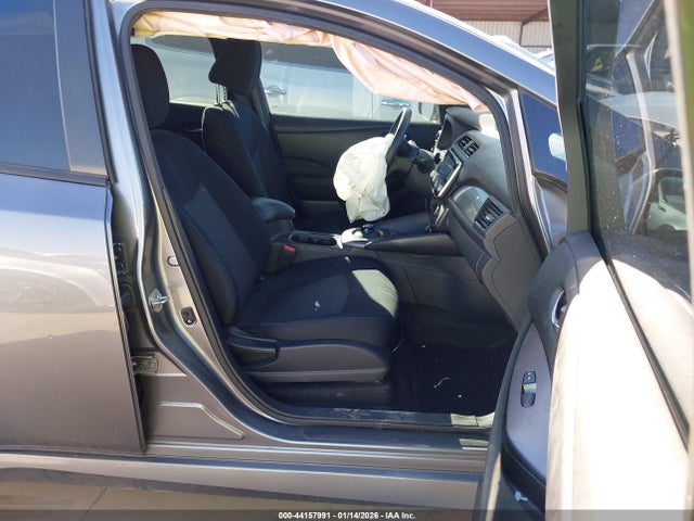 1N4AZ1BV7NC562921 Nissan Leaf S 40 Kwh
