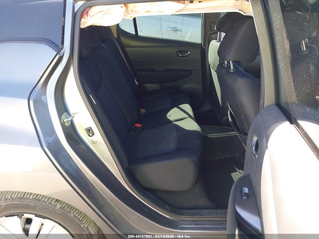 1N4AZ1BV7NC562921 Nissan Leaf S 40 Kwh