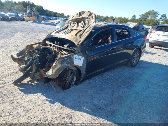 Hyundai SONATA SE 2016 5NPE24AF0GH383784 Image 2