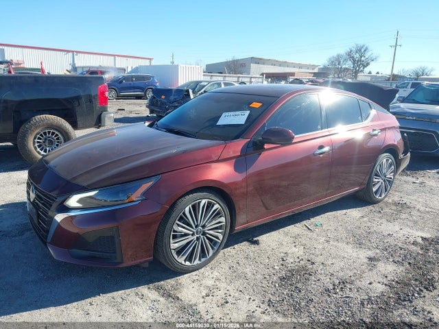 44158030 :رقم المزاد ، 1N4BL4EV6PN339960 vin ، 2023 Nissan Altima Sl Fwd مزاد بيع