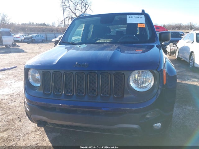 2018 Jeep Renegade Upland Edition 4x4 მანქანა იყიდება აუქციონზე, vin: ZACCJBAB8JPJ14617, აუქციონის ნომერი: 44158038