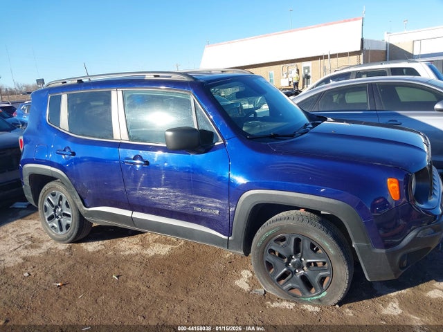 2018 Jeep Renegade Upland Edition 4x4 მანქანა იყიდება აუქციონზე, vin: ZACCJBAB8JPJ14617, აუქციონის ნომერი: 44158038