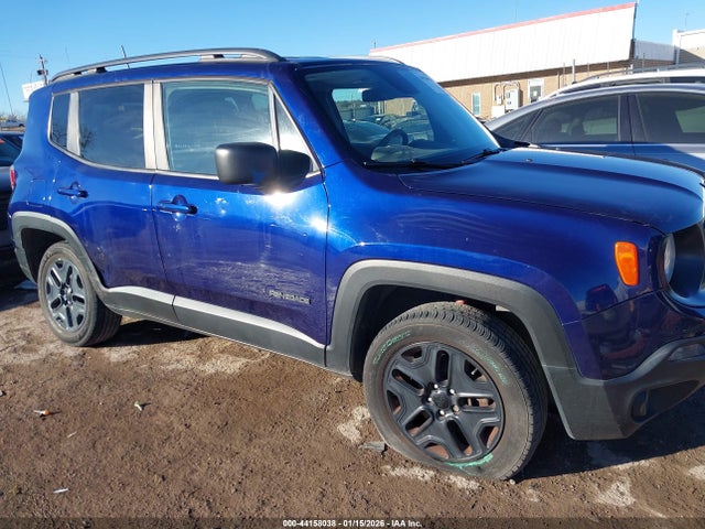 2018 Jeep Renegade Upland Edition 4x4 მანქანა იყიდება აუქციონზე, vin: ZACCJBAB8JPJ14617, აუქციონის ნომერი: 44158038