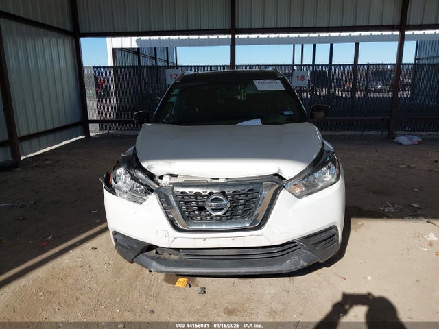44158091 :رقم المزاد ، 3N1CP5CU2KL562902 vin ، 2019 Nissan Kicks Sv مزاد بيع