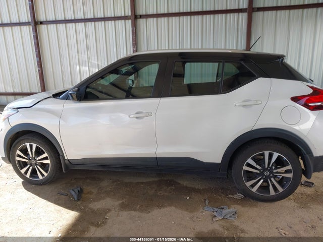 44158091 :رقم المزاد ، 3N1CP5CU2KL562902 vin ، 2019 Nissan Kicks Sv مزاد بيع