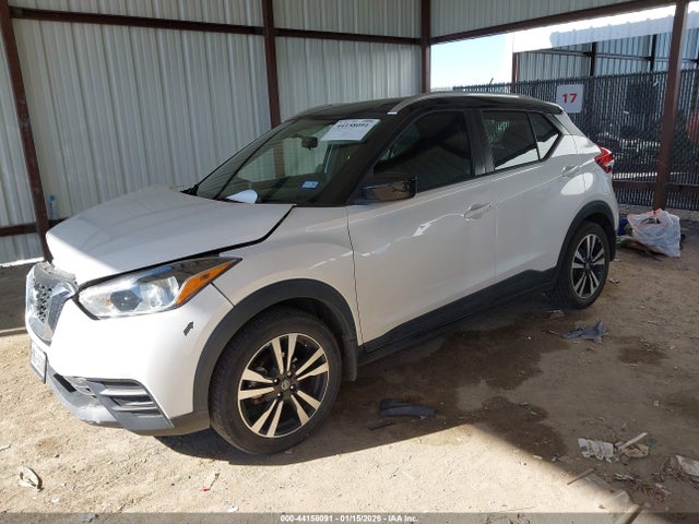 44158091 :رقم المزاد ، 3N1CP5CU2KL562902 vin ، 2019 Nissan Kicks Sv مزاد بيع