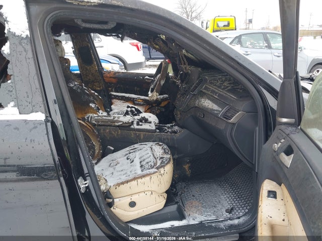 2017 MERCEDES-BENZ GLS 450 4JGDF6EE6HA902323 Photo 4