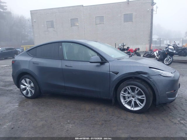 7SAYGDEE7PF977452 Tesla Model Y Awd/long Range Dual Motor All-wheel Drive