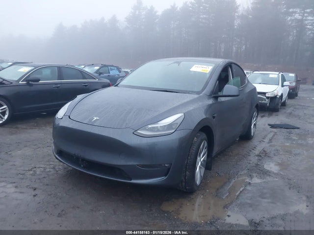 2023 TESLA MODEL Y 7SAYGDEE7PF977452 Photo 1