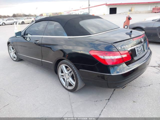 2013 MERCEDES-BENZ E 350 WDDKK5KF9DF189788 Photo 2