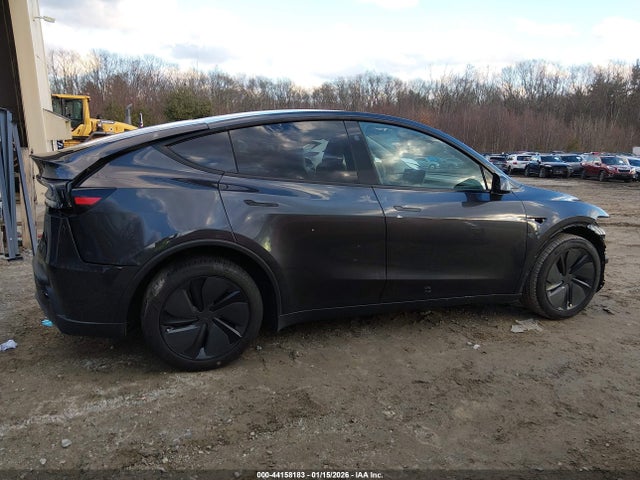 Tesla Model Y Rwd 2026 7SAYGDED9TA418273 Image 14
