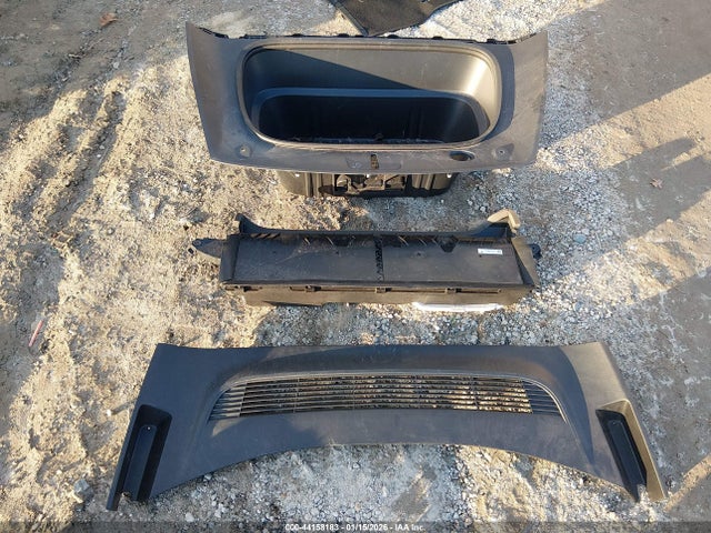 Tesla Model Y Rwd 2026 7SAYGDED9TA418273 Image 12