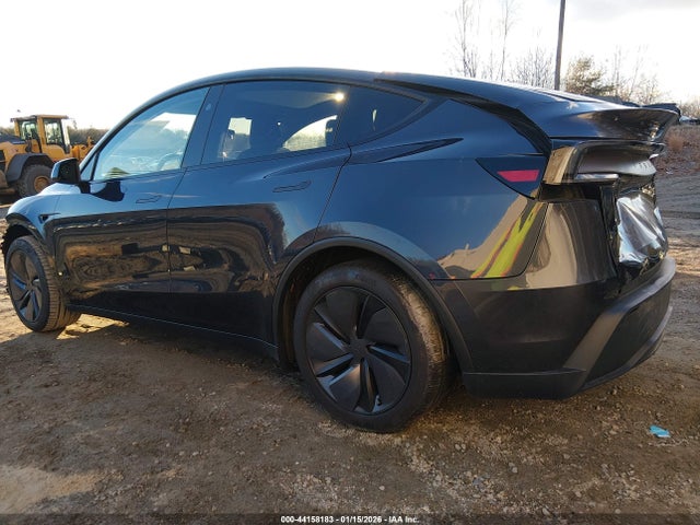 Tesla Model Y Rwd 2026 7SAYGDED9TA418273 Image 22
