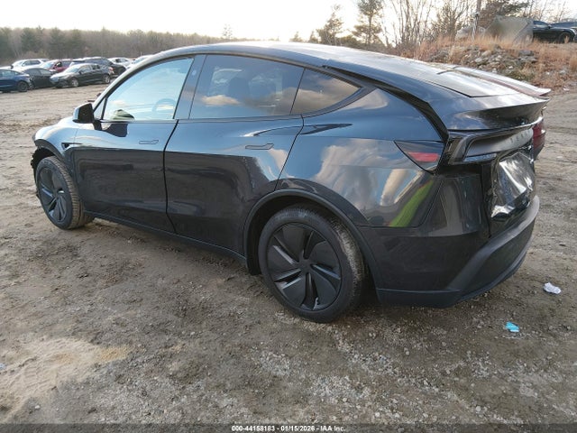 2026 TESLA MODEL Y 7SAYGDED9TA418273 Photo 2