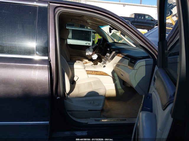 44158184 :رقم المزاد ، 1GKS2CKJXFR129995 vin ، 2015 Gmc Yukon Denali مزاد بيع