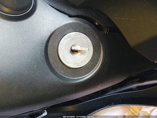 JTDKDTB3XH1594348 Toyota Prius C One
