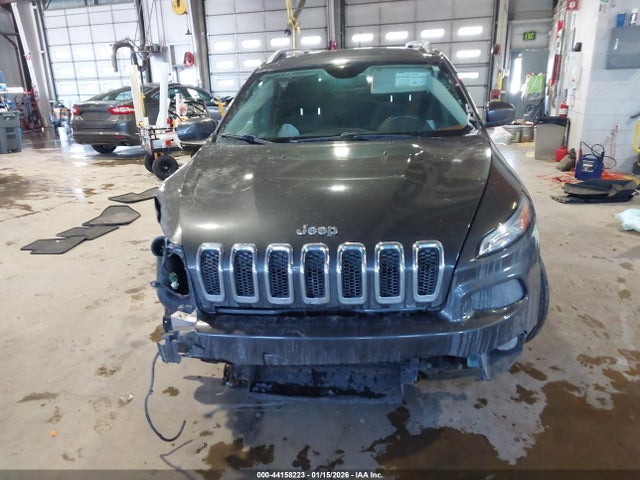 1C4PJLCS6FW695200 Jeep Cherokee Latitude