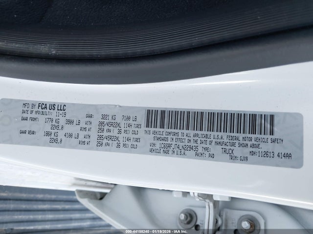 Продаж на аукціоні авто 2020 Ram 1500 Laramie  4x4 5'7 Box, vin: 1C6SRFJT4LN229435, номер лоту: 44158240