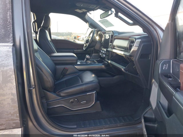 1FTFW1E82PKE26221 Ford F-150 Lariat