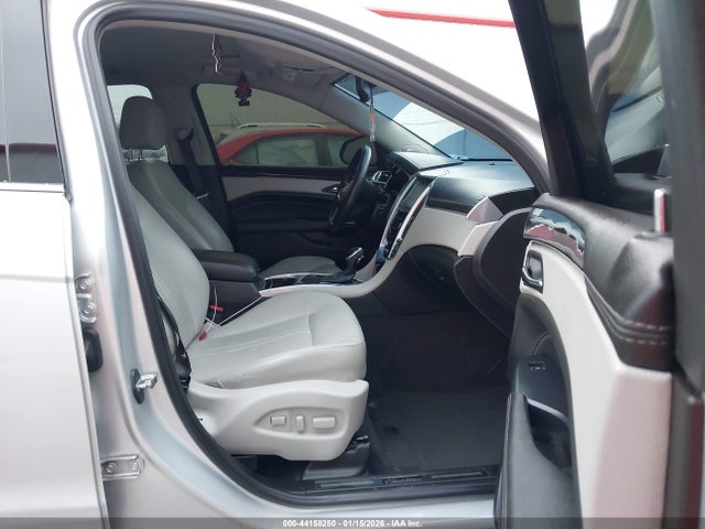 2014 CADILLAC SRX 3GYFNEE3XES554796 Photo 4