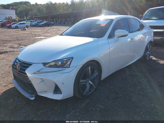 44158280 :رقم المزاد ، JTHBA1D25H5040689 vin ، 2017 Lexus Is 200t مزاد بيع