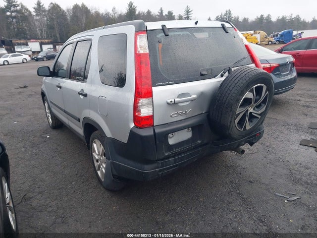 2005 HONDA CR-V SHSRD78505U346006 Photo 2