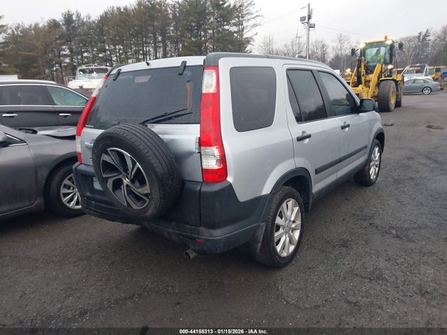 2005 HONDA CR-V SHSRD78505U346006 Photo 3