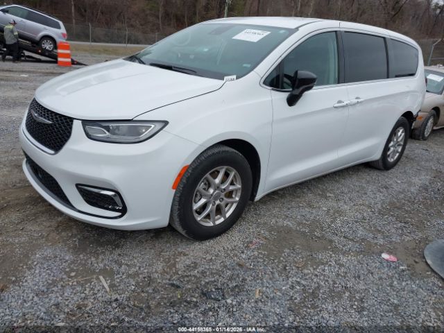 2024 CHRYSLER PACIFICA 2C4RC1BG1RR125445 Photo 1