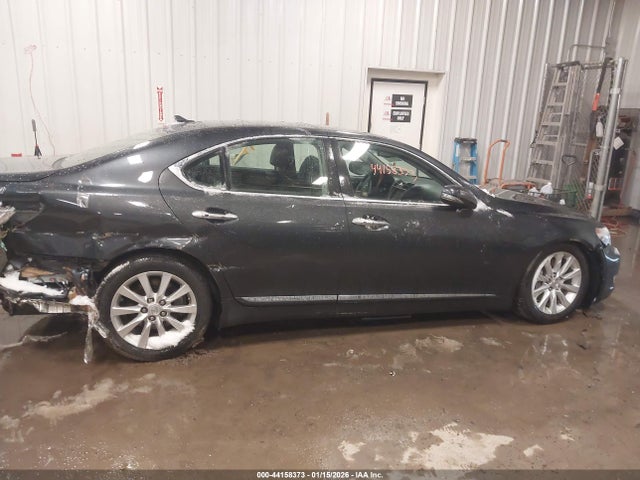 2010 Lexus Ls 460 მანქანა იყიდება აუქციონზე, vin: JTHCL5EF4A5005672, აუქციონის ნომერი: 44158373