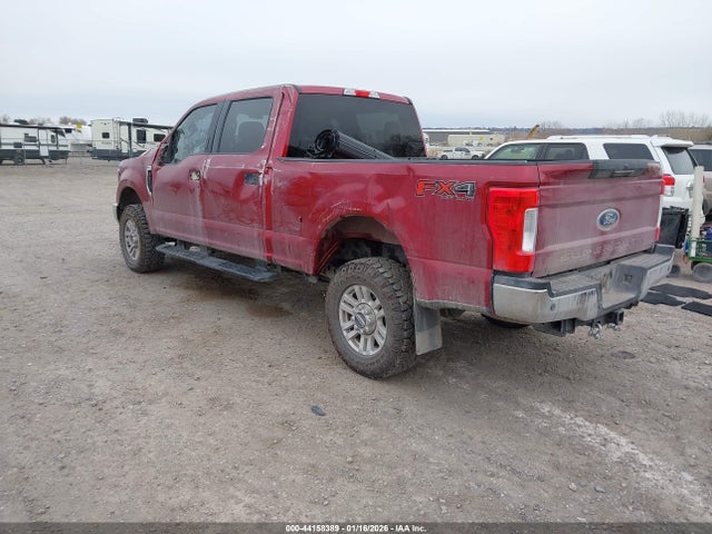 2018 FORD F-250 1FT7W2B6XJEB36540 Photo 2