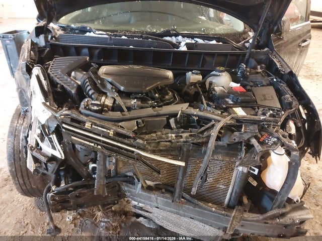 2017 CADILLAC XT5 1GYKNERS4HZ127542 Photo 9