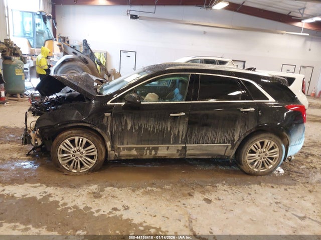 Продажа на аукционе авто 2017 Cadillac Xt5 Premium Luxury, vin: 1GYKNERS4HZ127542, номер лота: 44158418