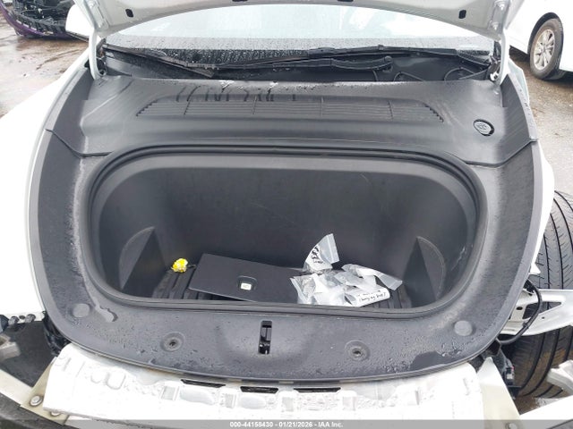 2023 TESLA MODEL Y 7SAYGDEF9PF920484 Photo 9