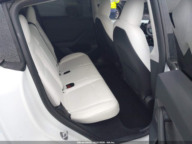 2023 TESLA MODEL Y 7SAYGDEF9PF920484 Photo 7