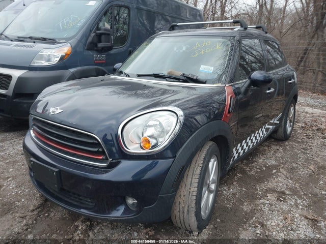 2013 MINI COUNTRYMAN WMWZB3C56DWM07704 Photo 1