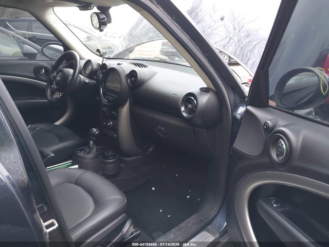 2013 MINI COUNTRYMAN WMWZB3C56DWM07704 Photo 4