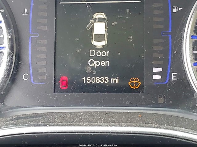 2015 Chrysler 200 Limited მანქანა იყიდება აუქციონზე, vin: 1C3CCCAB9FN608802, აუქციონის ნომერი: 44158477