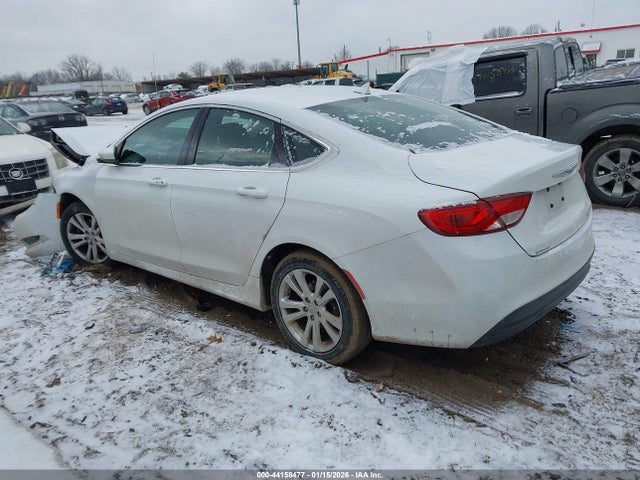 2015 Chrysler 200 Limited მანქანა იყიდება აუქციონზე, vin: 1C3CCCAB9FN608802, აუქციონის ნომერი: 44158477
