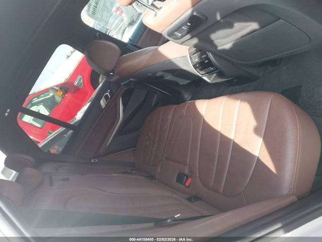 2019 BMW X5 5UXCR6C57KLL35592 Photo 7