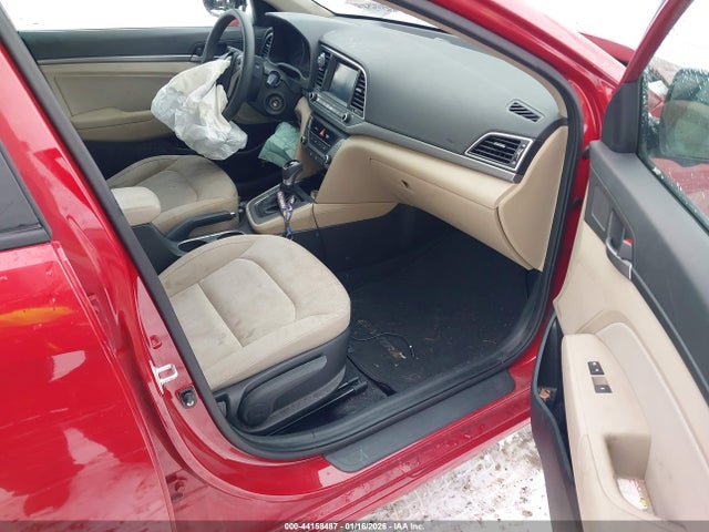 KMHD84LF5HU072457 Hyundai ELANTRA SE